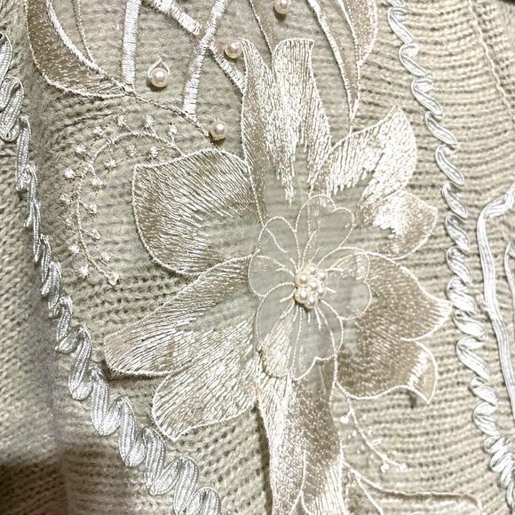 Vintage Adolfo Cream Western Floral Embroidery Dolman Sleeve Sweater - Picture 9 of 13
